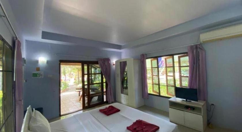 Отель Oyo 966 Boss Khaoyai Ban Bung Toei Экстерьер фото